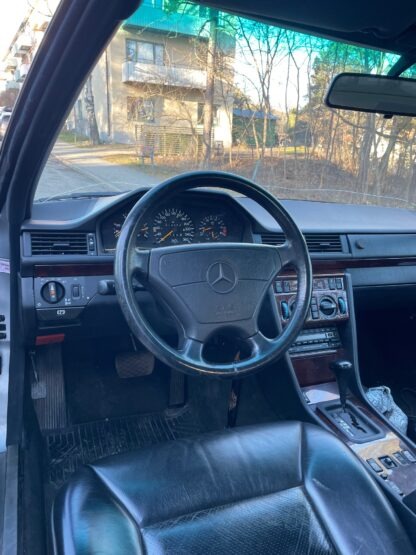 Mercedes 300CE-24V 5-G Aut 1992 C124 - Bild 3