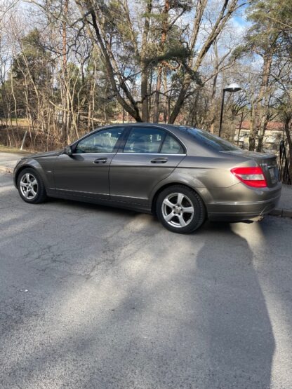 Mercedes C180 5-G Aut 2010 W204 - Bild 2